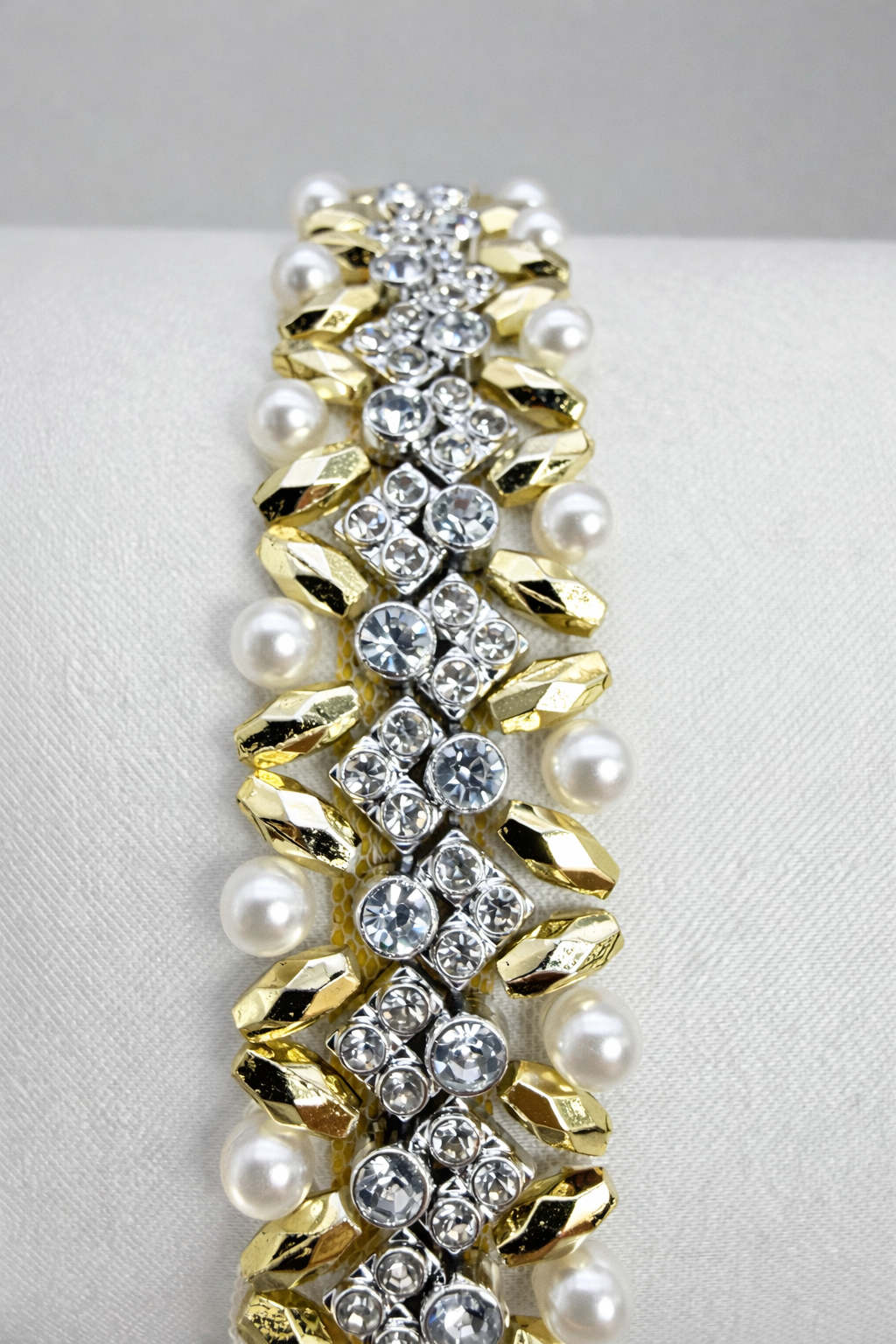 DIY Self Adhesive Trim with Beads, Pearls and Crystals rhinestones