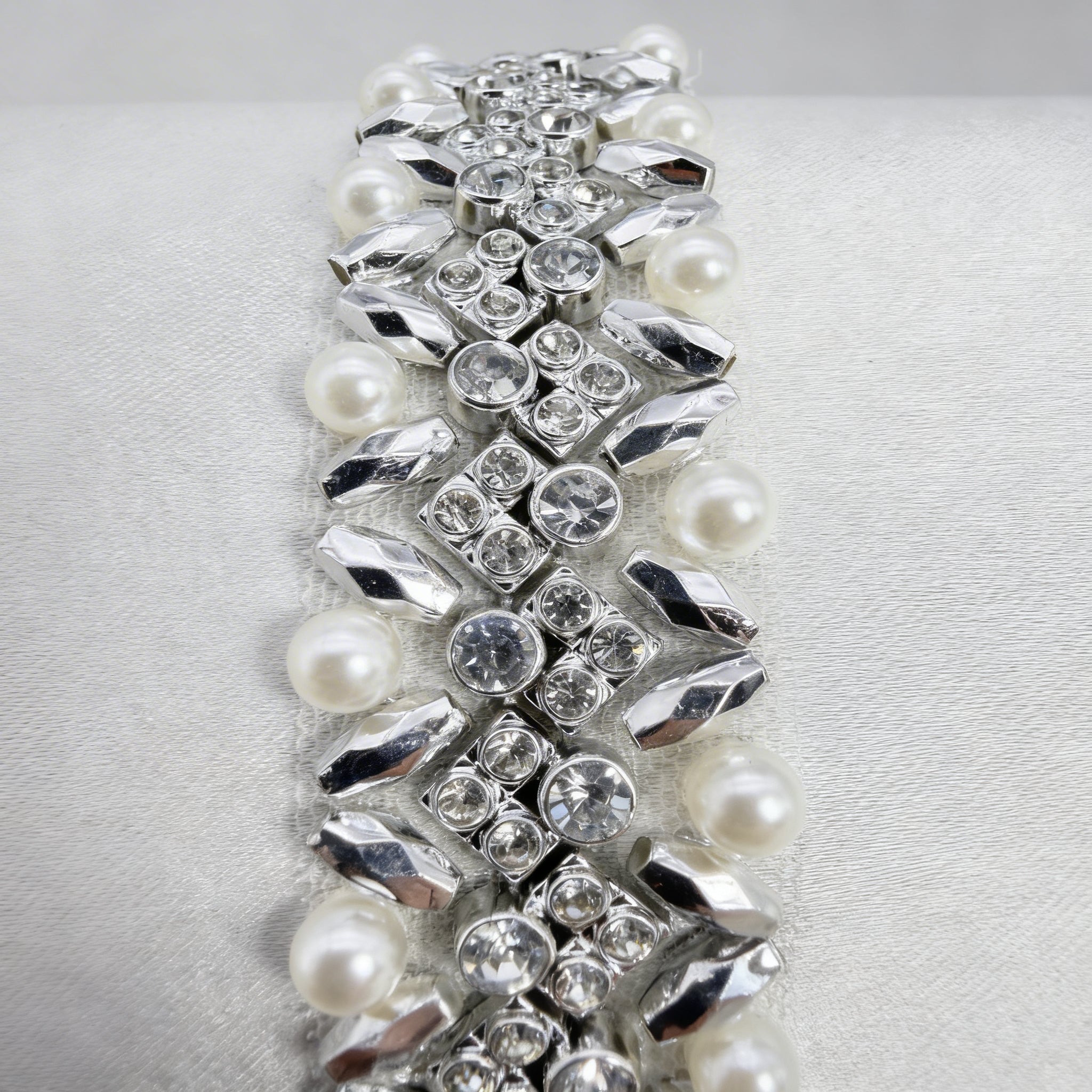 DIY Self Adhesive Trim with Beads, Pearls and Crystals rhinestones