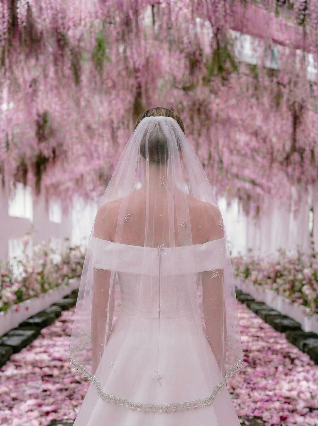 Pearl Trim Veil with Iridescent Beading